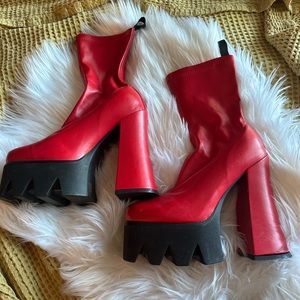Dolls Kills Lamoda red platforms